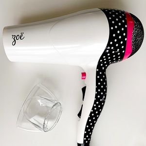 Zoe Hairdryer